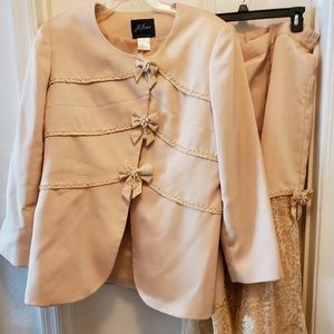 2pc Milano suit smoke free environment